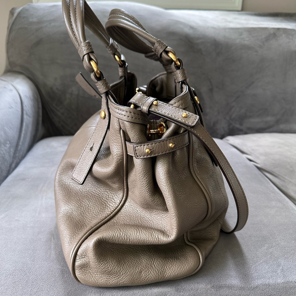 Marc Jacobs Pebbled Taupe Leather Satchel with Gold Accents - Picture 2 of 6